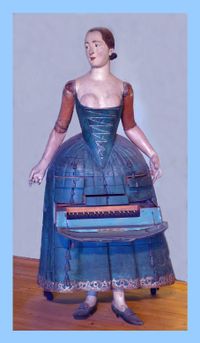 Lebensgroße Damenfigur mit eingebautem Clavichord